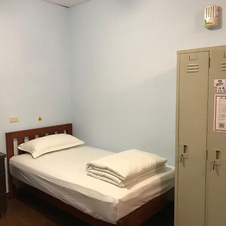 Handy Hostel Città di Hualien Esterno foto