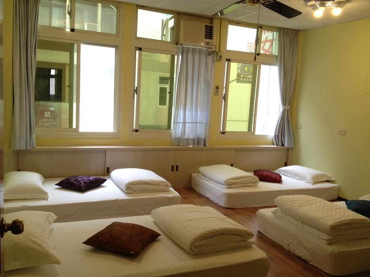 Handy Hostel Città di Hualien Esterno foto