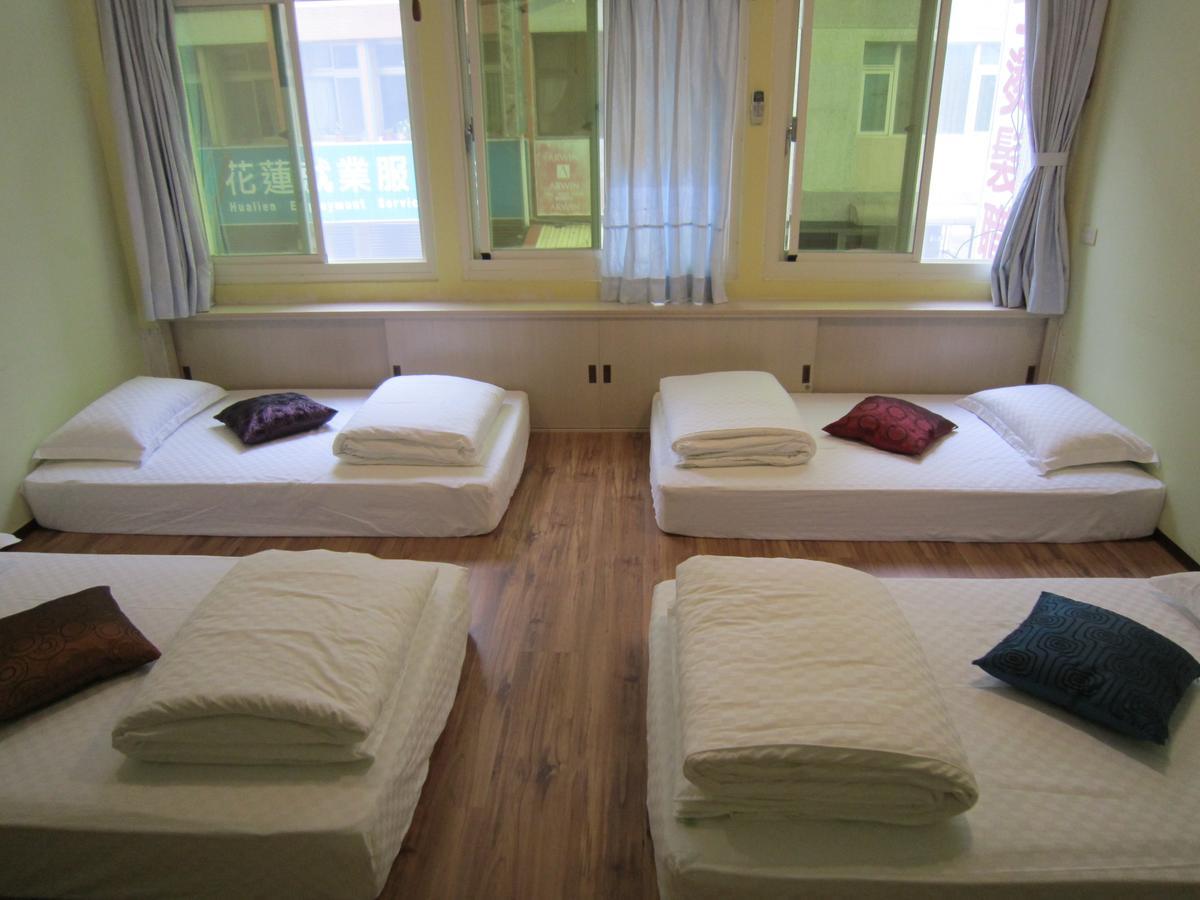 Handy Hostel Città di Hualien Esterno foto