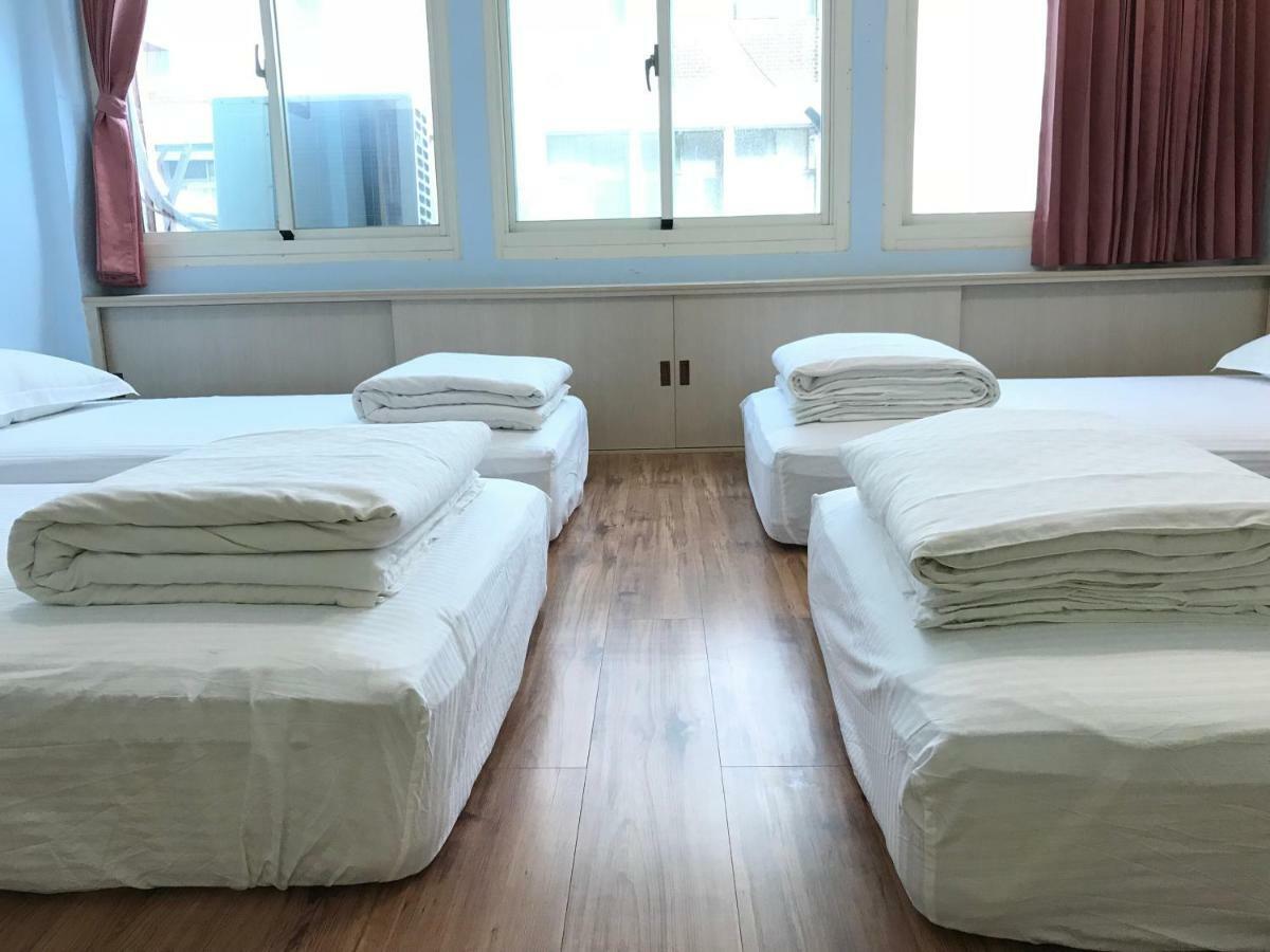 Handy Hostel Città di Hualien Esterno foto