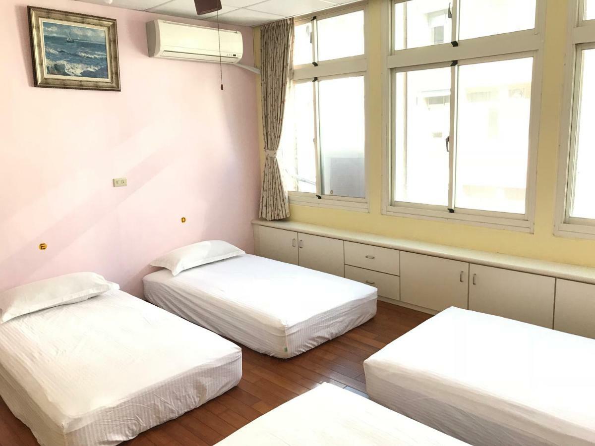 Handy Hostel Città di Hualien Esterno foto