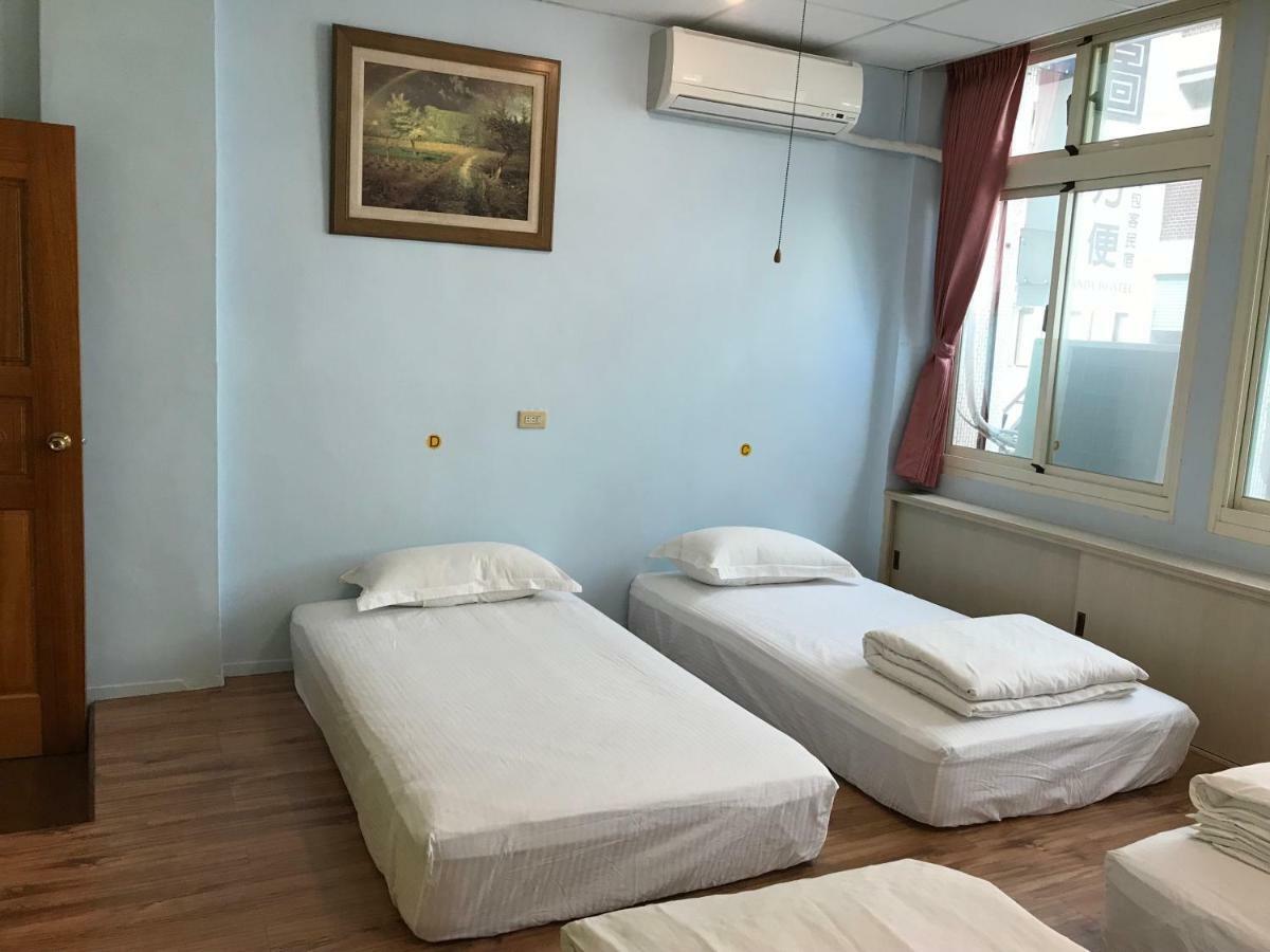 Handy Hostel Città di Hualien Esterno foto