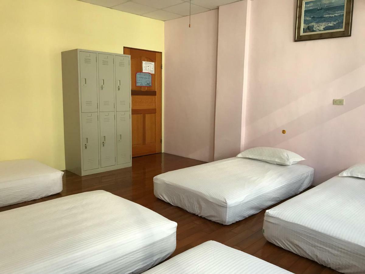 Handy Hostel Città di Hualien Esterno foto
